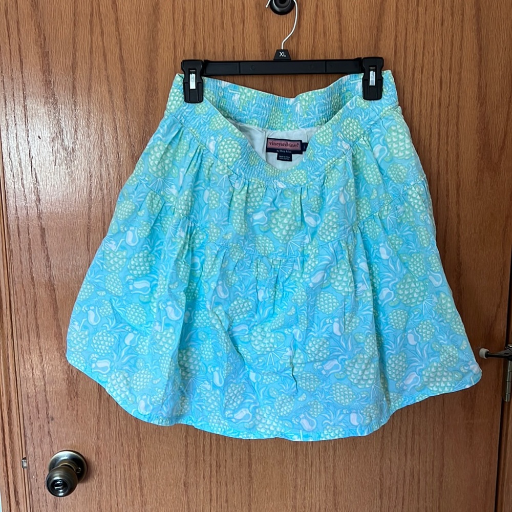 Vineyard Vines L skirt